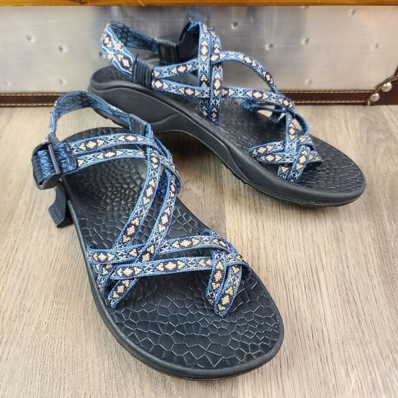 Chaco Sandals size 8 - Picture 1 of 8